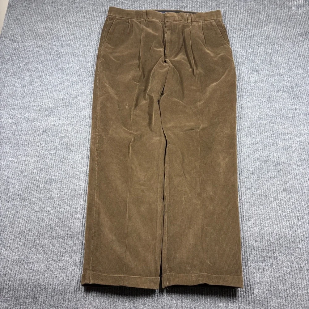 Dockers Pants Mens W36 L30 Pleated Relaxed Fit Corduroy Brown Cuffed Cotton